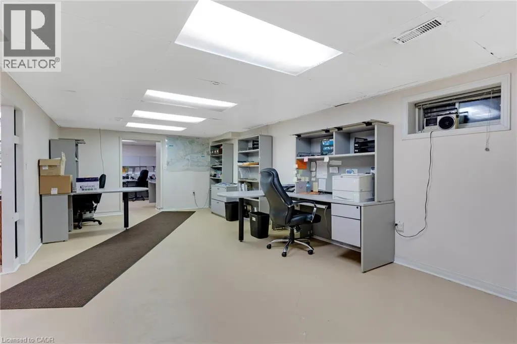 2172 CENTRE Road