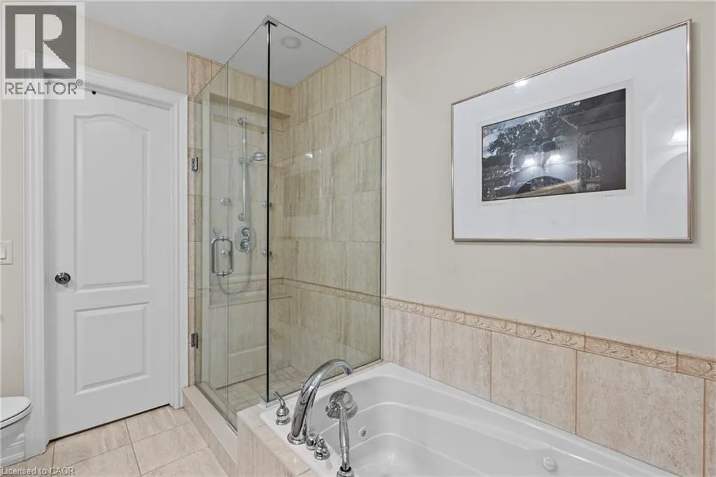 175 QUEEN Street Unit# 3 #3