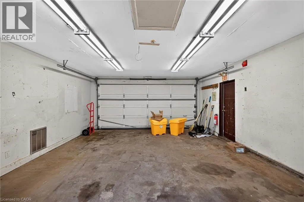 15 ST DAVID Street W