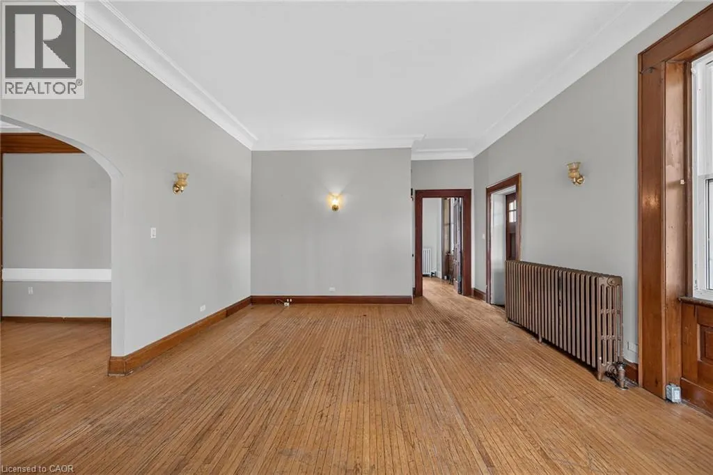 15 ST DAVID Street W