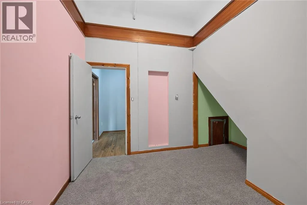 15 ST DAVID Street W