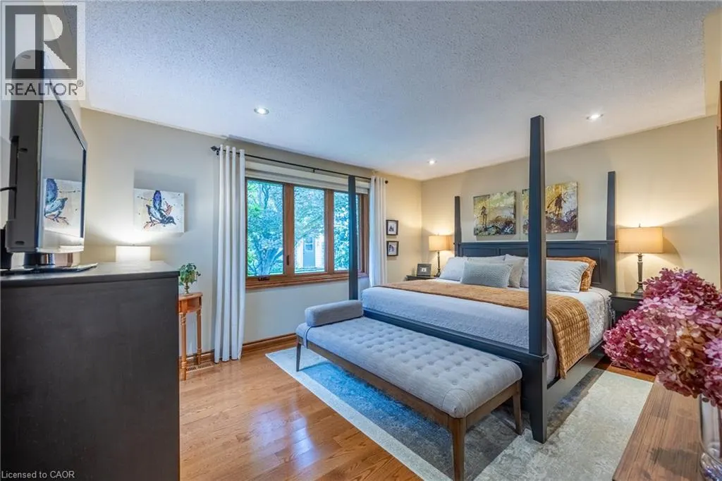 9 SHERIDAN Boulevard