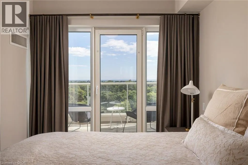 60 OLD MILL Road Unit# PH1 #PH1