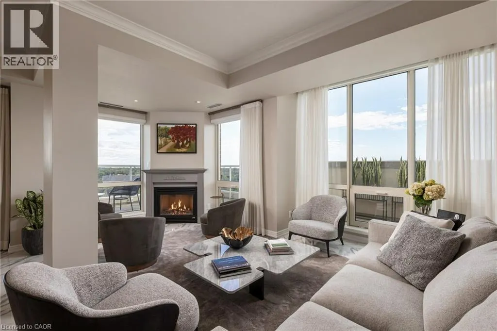 60 OLD MILL Road Unit# PH1 #PH1