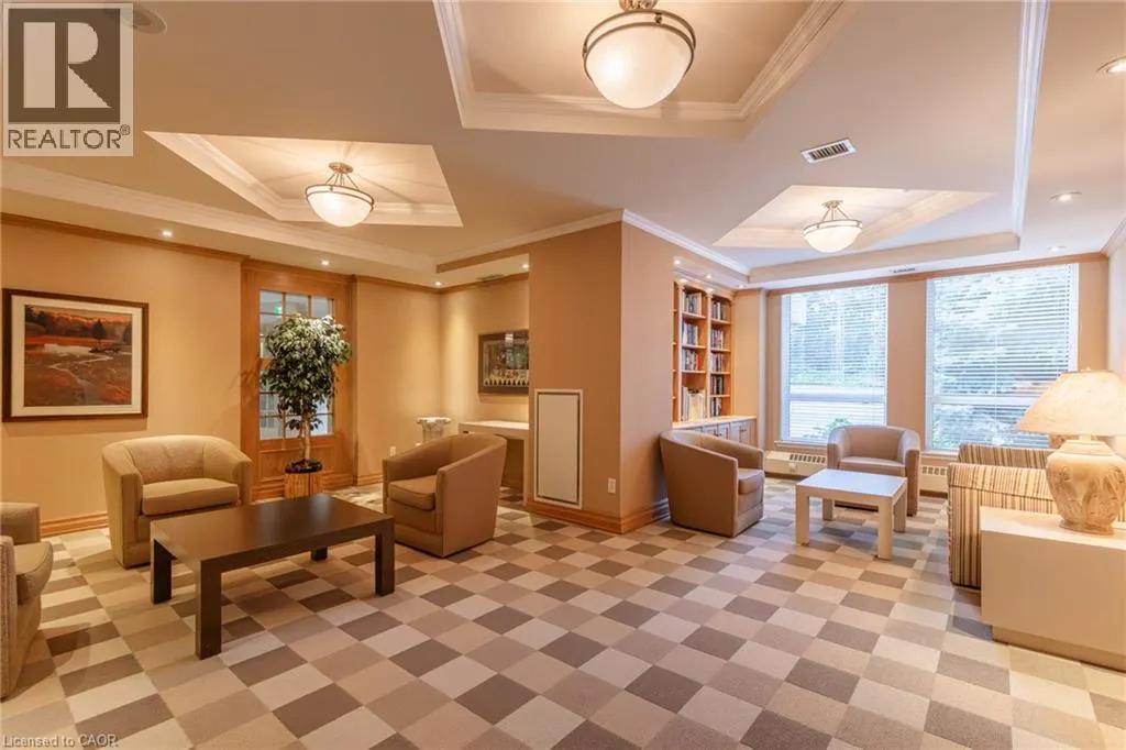 60 OLD MILL Road Unit# PH1 #PH1
