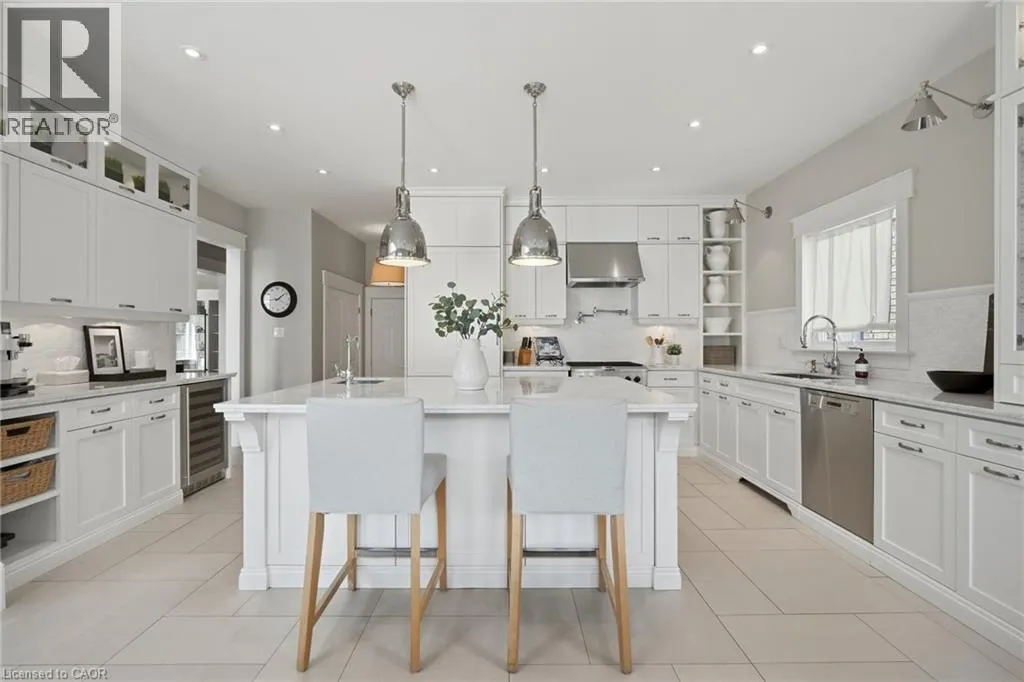 3202 SALTAIRE Crescent
