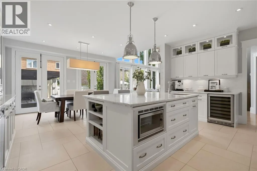 3202 SALTAIRE Crescent