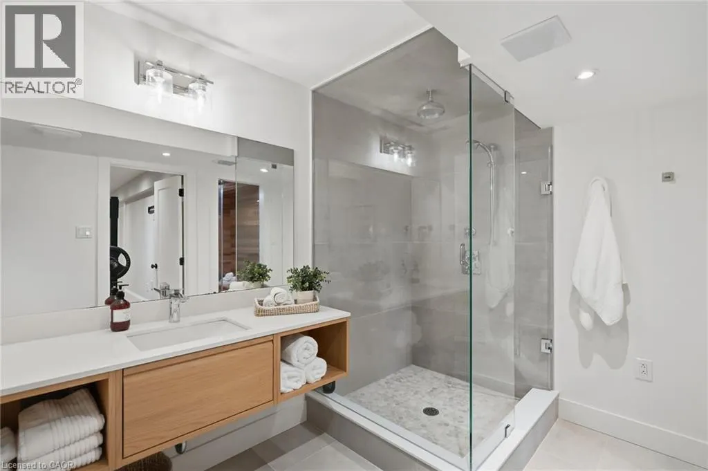 3202 SALTAIRE Crescent