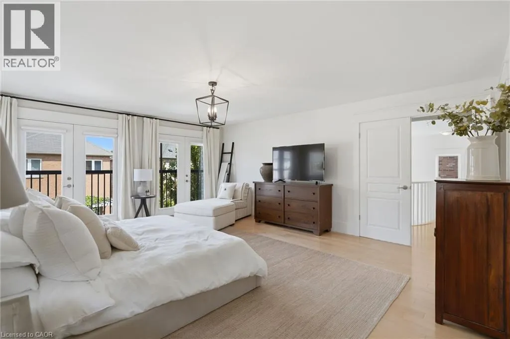 3202 SALTAIRE Crescent