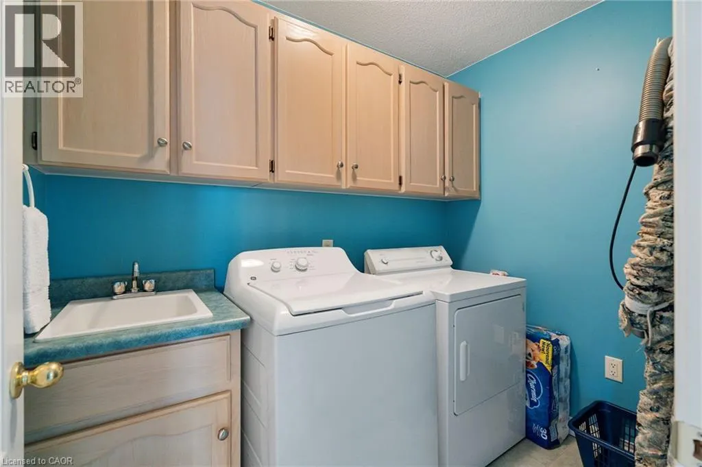 85 EDGEWATER Drive Unit# 10 #10