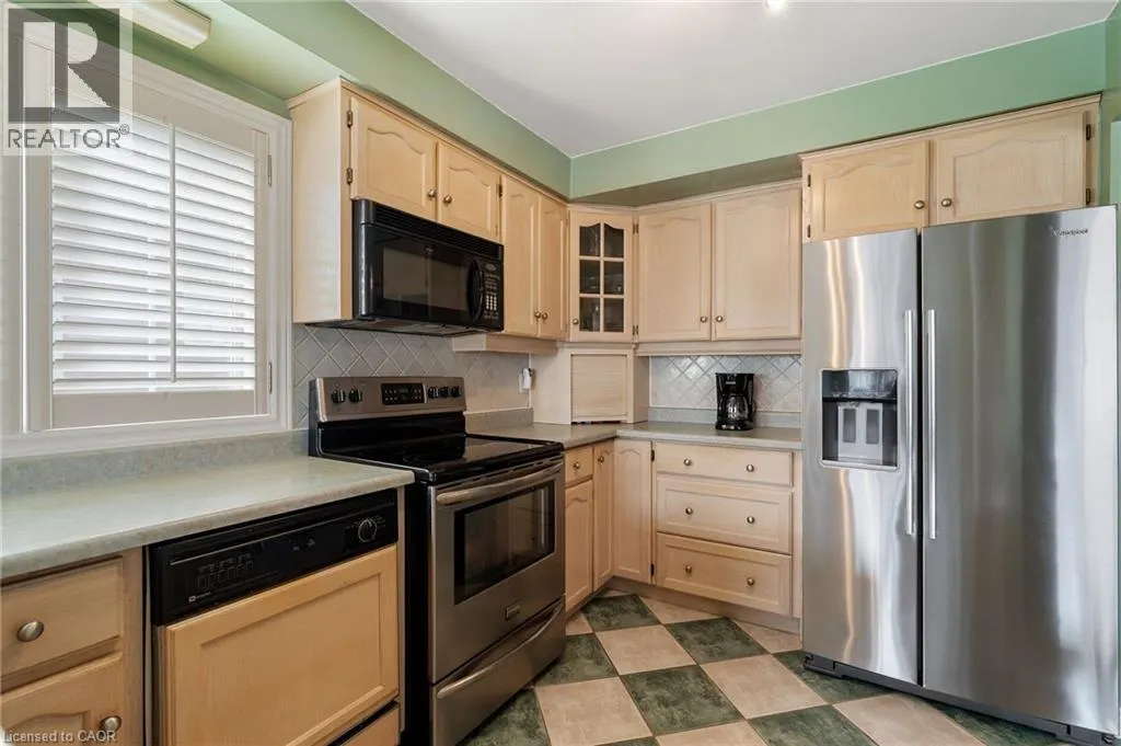 85 EDGEWATER Drive Unit# 10 #10