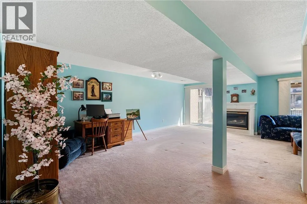 85 EDGEWATER Drive Unit# 10 #10