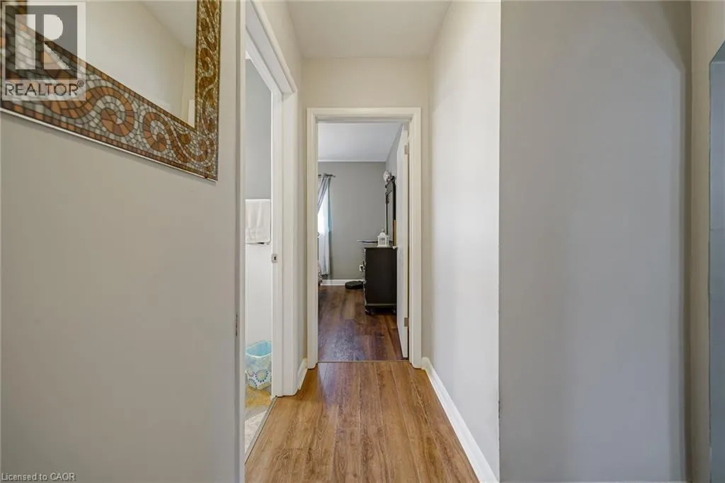 205 CRYSLER Street