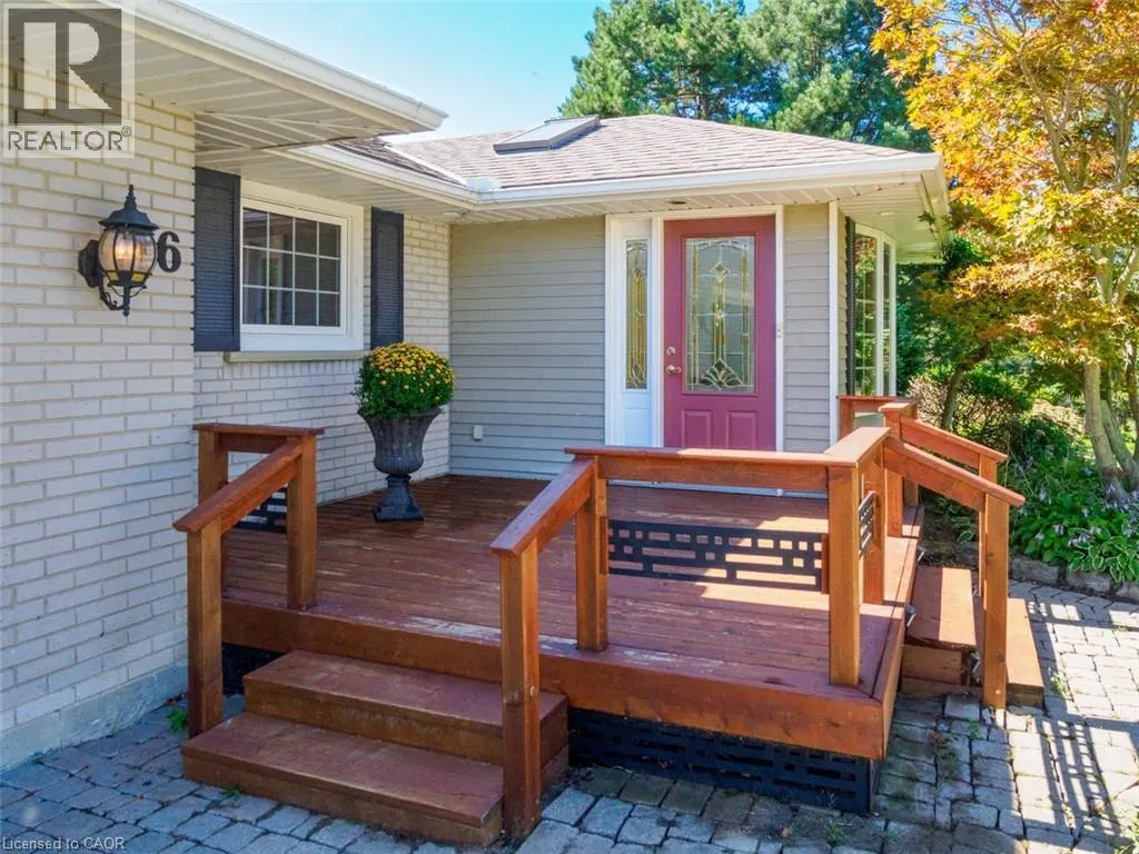 46 SUNNINGHILL Drive