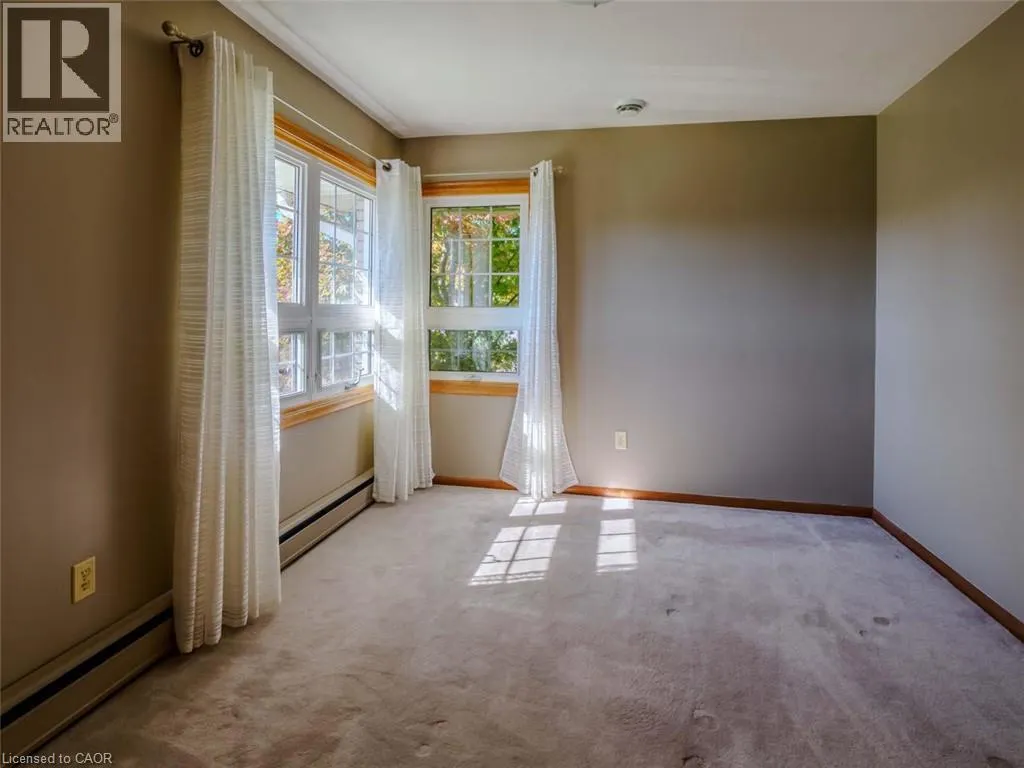 46 SUNNINGHILL Drive