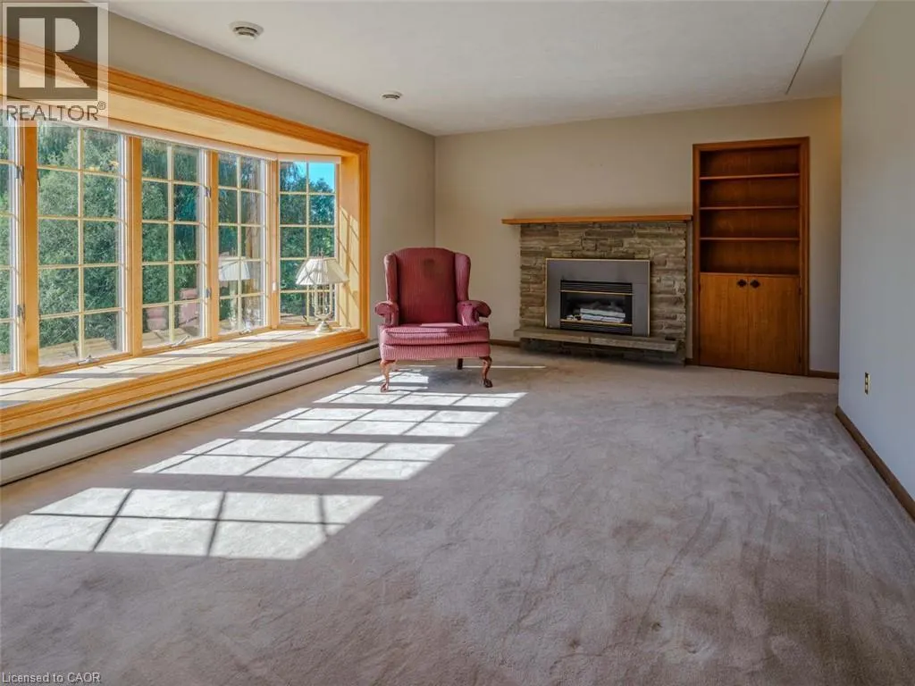 46 SUNNINGHILL Drive