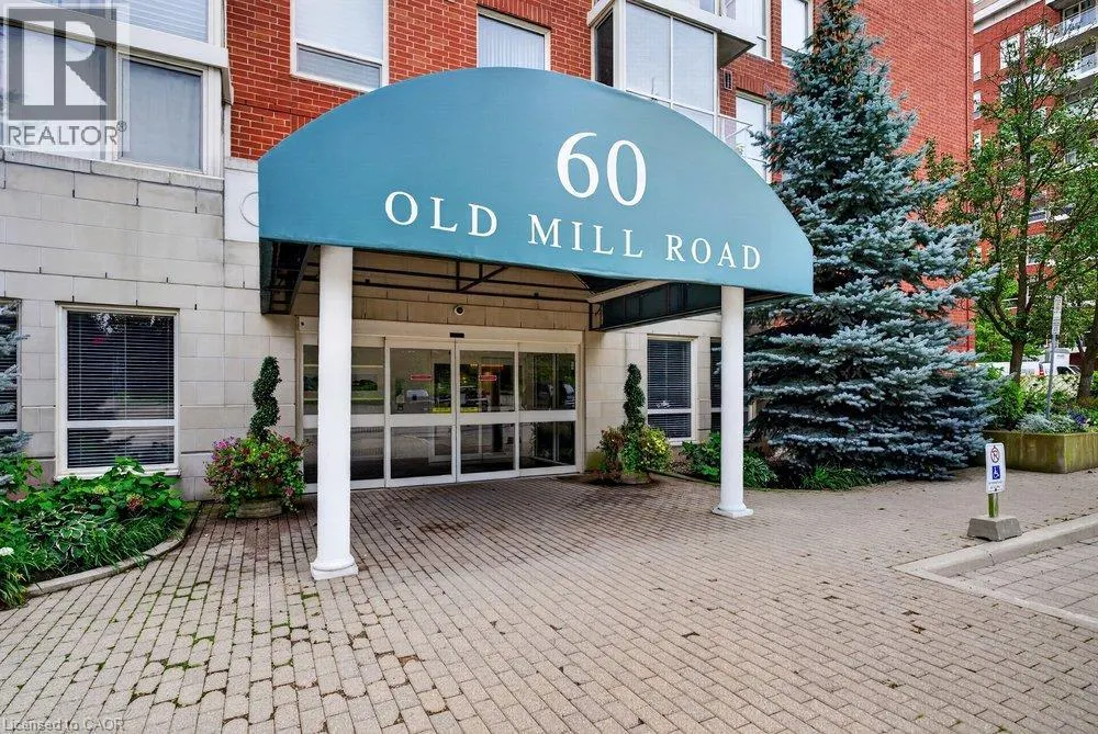 60 OLD MILL Road Unit# 702 #702