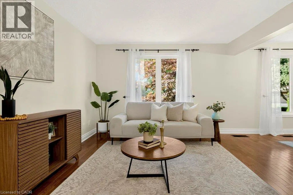32 BEECHWOOD Avenue