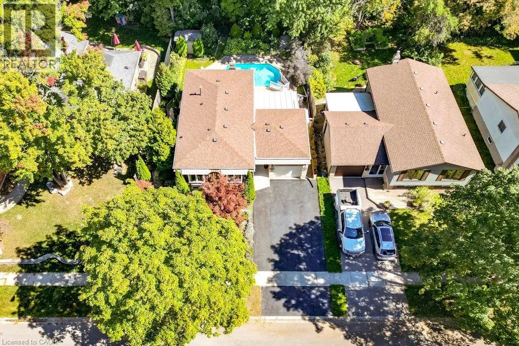 32 BEECHWOOD Avenue