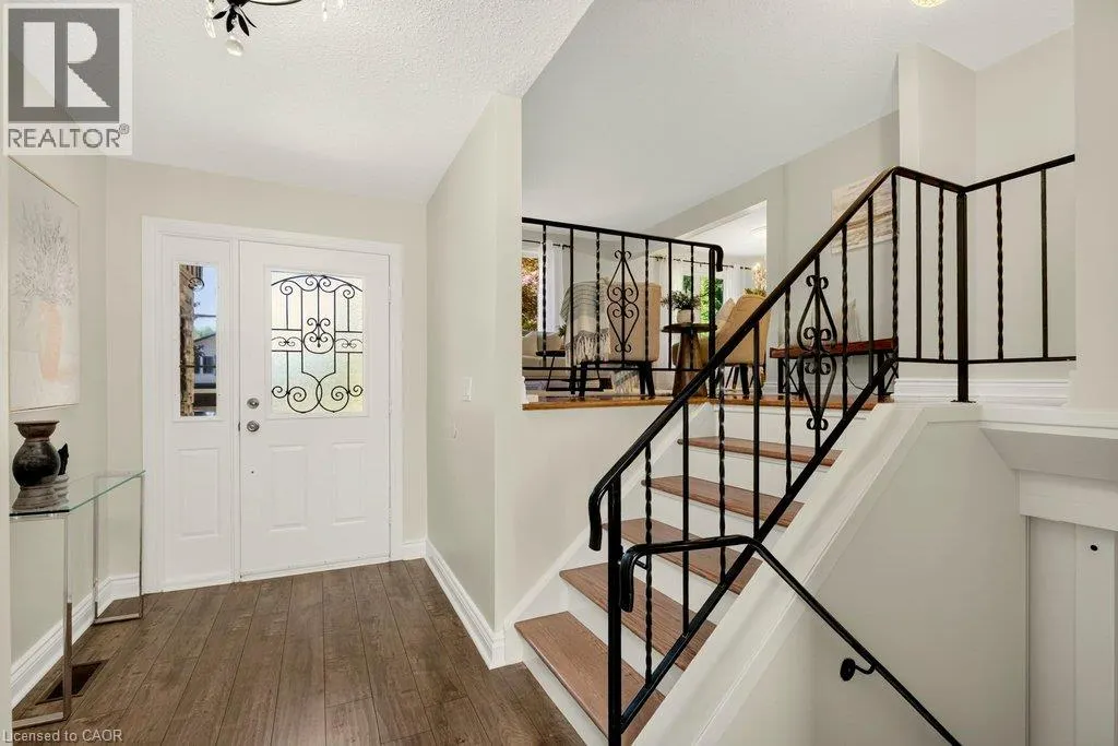 32 BEECHWOOD Avenue
