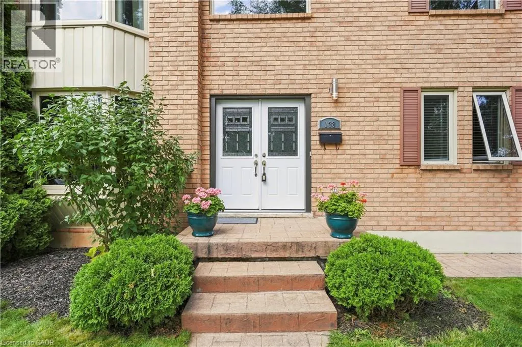 138 LIVINGSTON Avenue