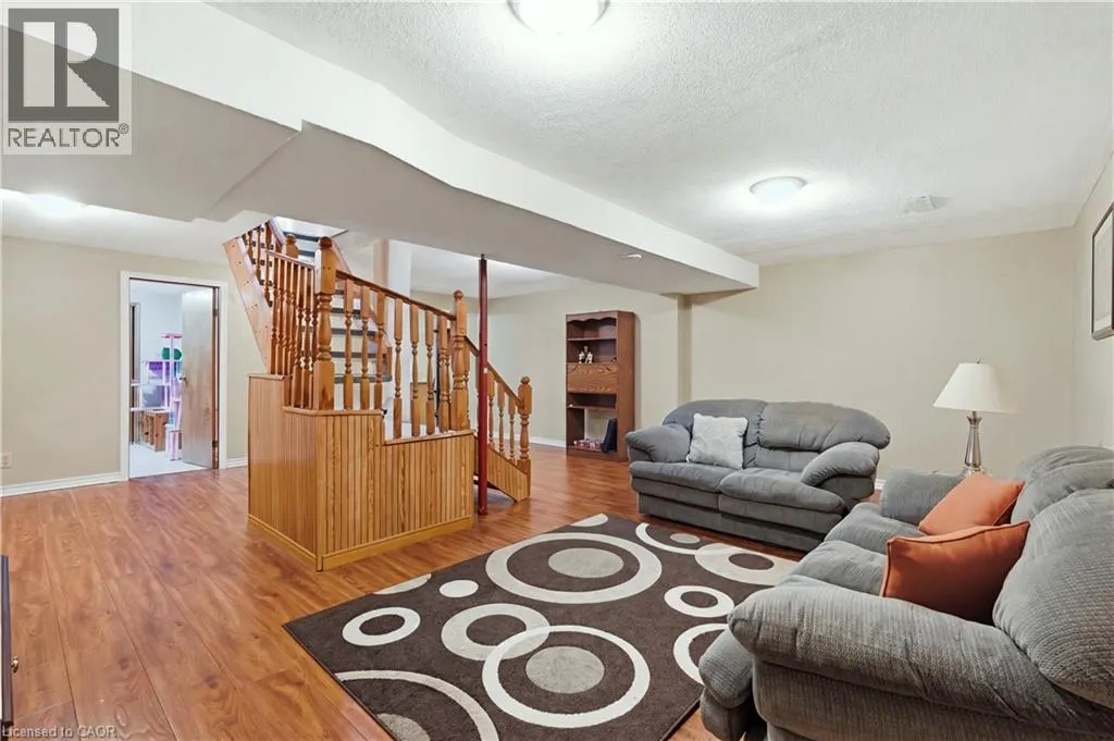 138 LIVINGSTON Avenue