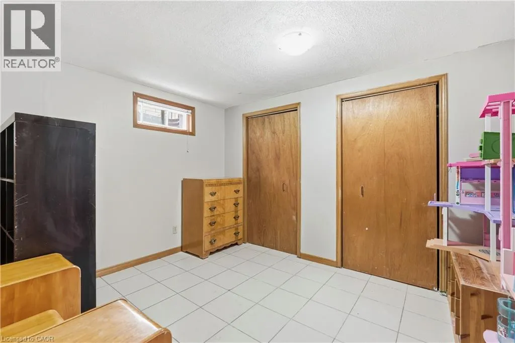 138 LIVINGSTON Avenue