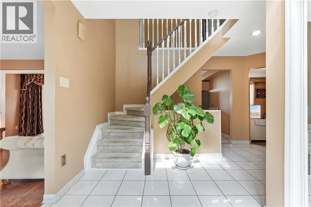 138 LIVINGSTON Avenue
