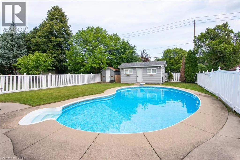 112 MICHENER Crescent