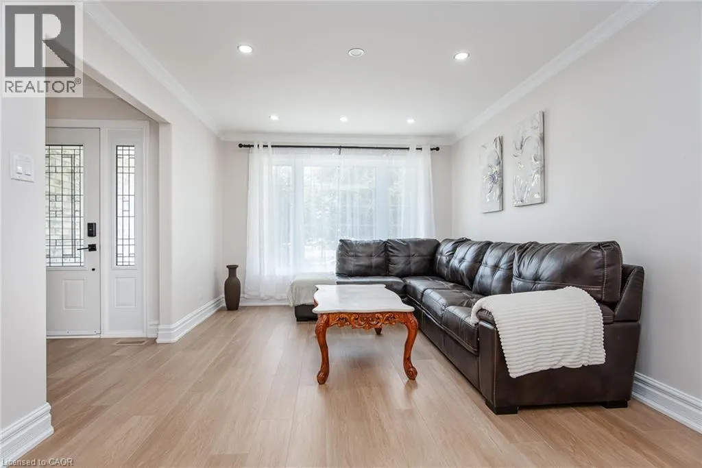 112 MICHENER Crescent
