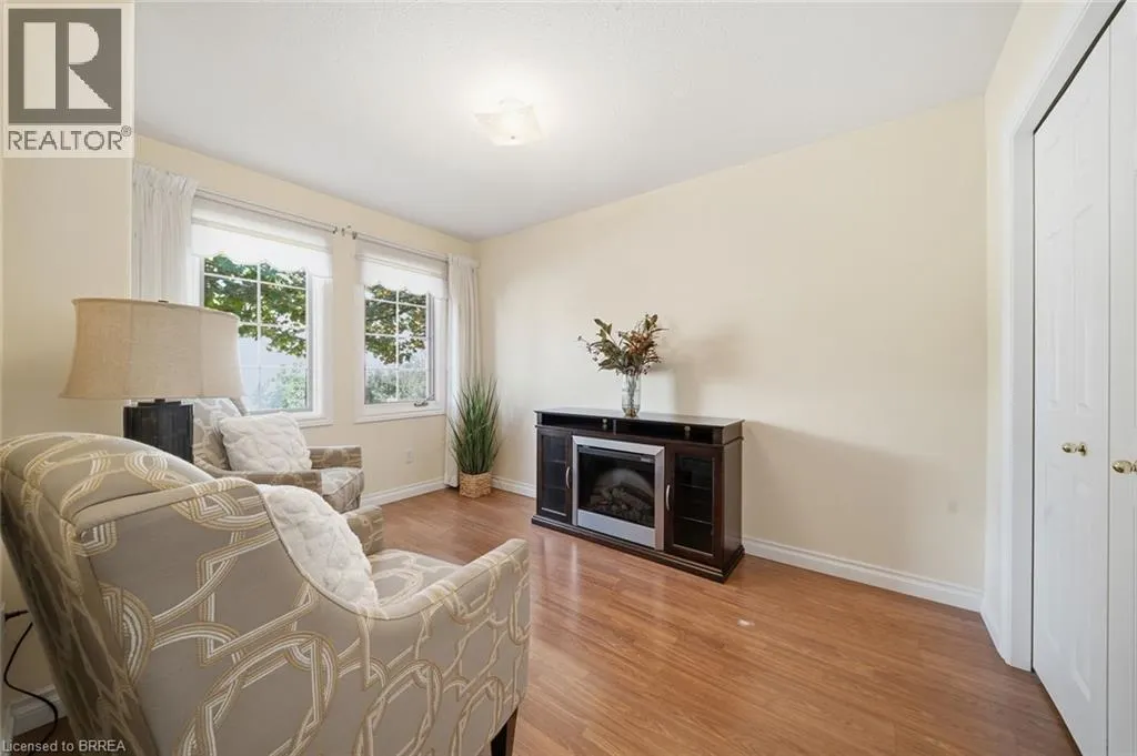 24 GRIFFITHS Drive Unit# 23 #23