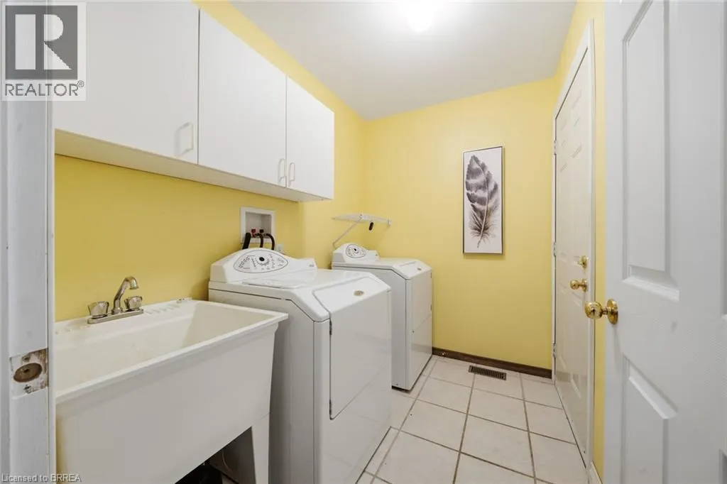 24 GRIFFITHS Drive Unit# 23 #23