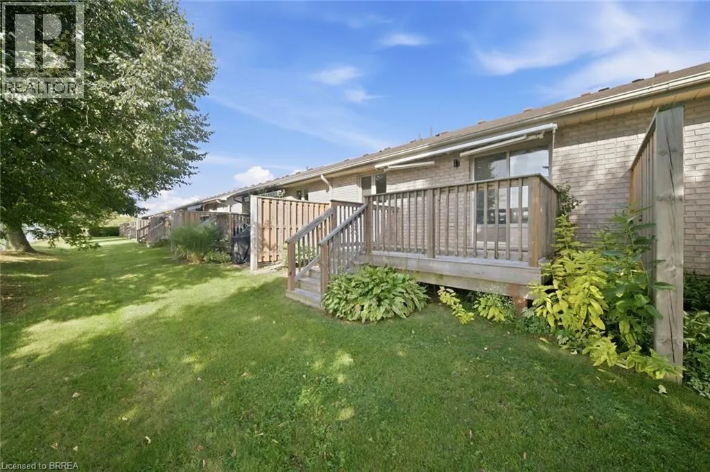 24 GRIFFITHS Drive Unit# 23 #23