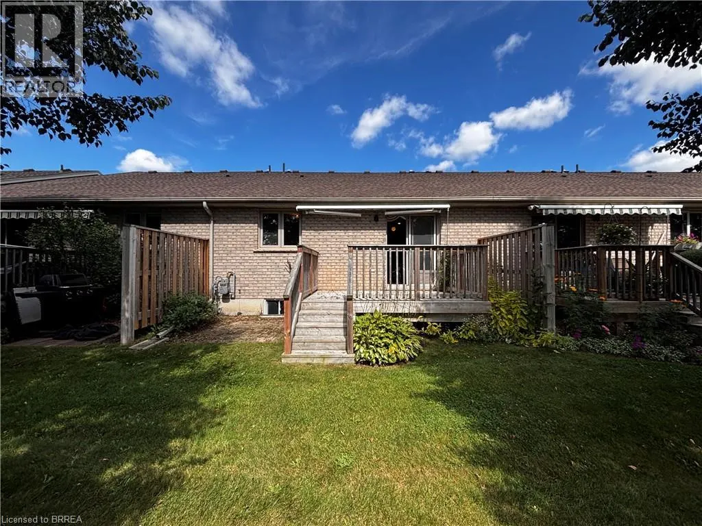 24 GRIFFITHS Drive Unit# 23 #23