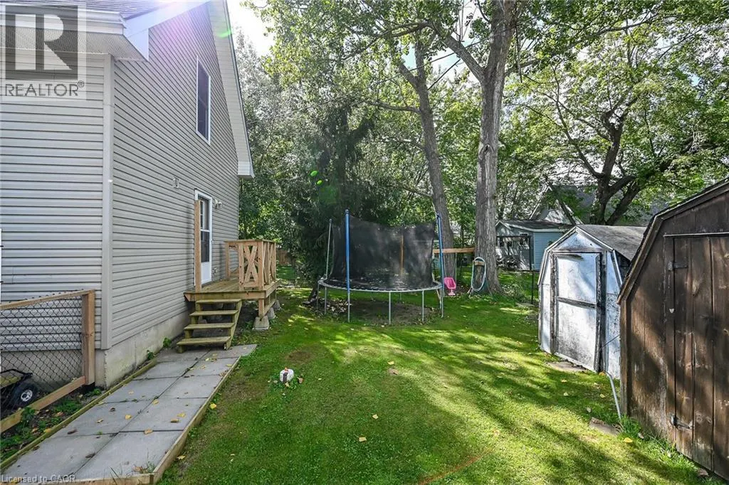 17 SEMMENS Street