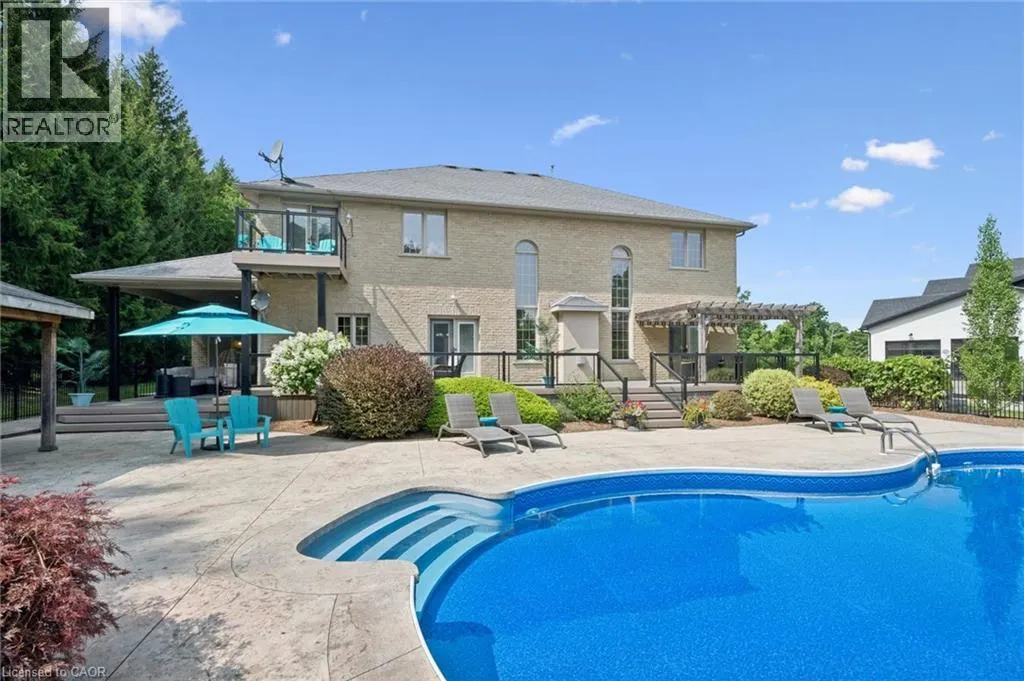 332 SCENIC Drive