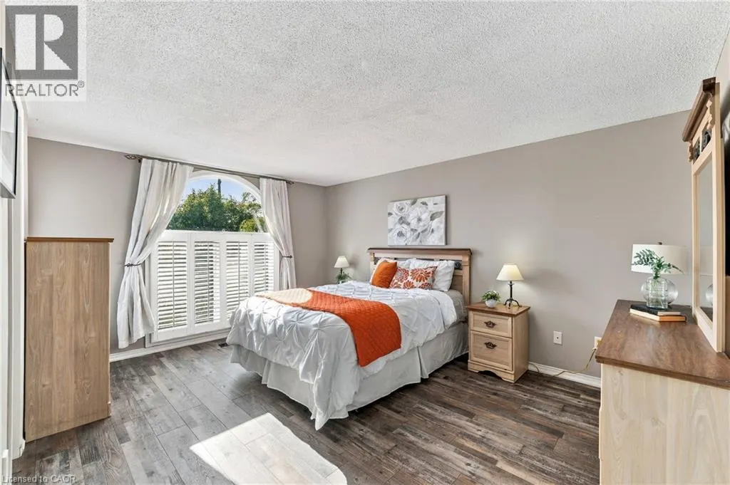1562 LITCHFIELD Road