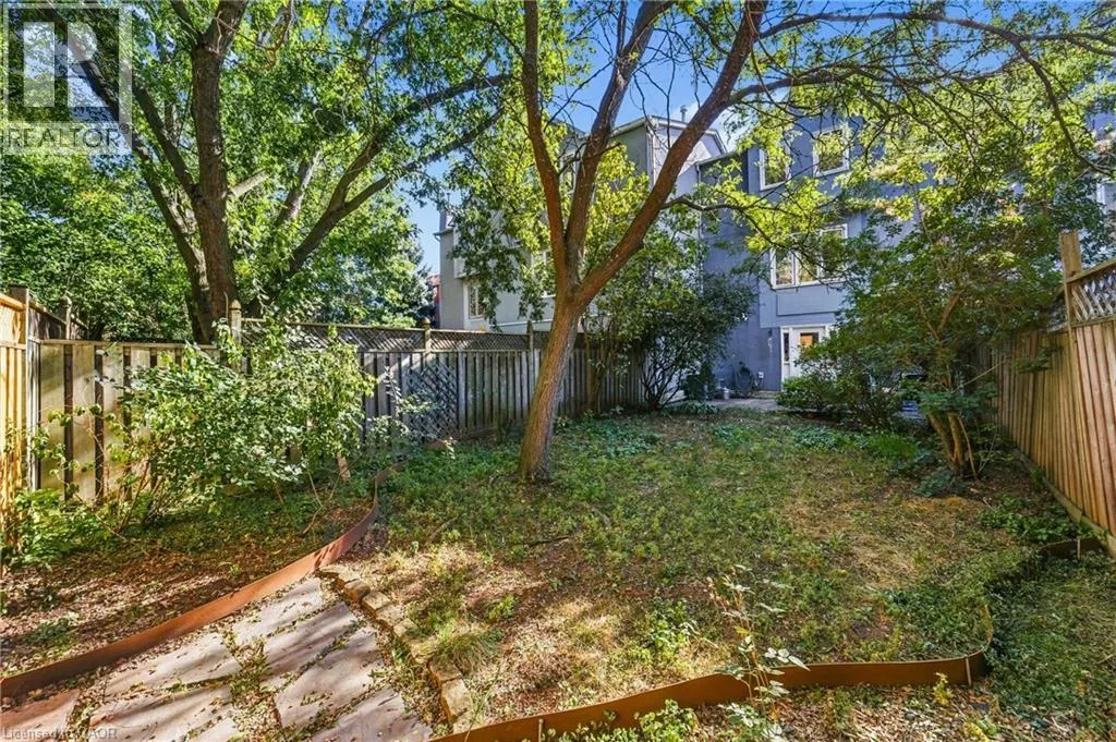 1562 LITCHFIELD Road