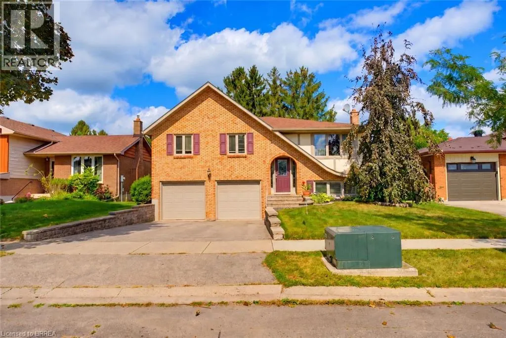 32 WEDGEWOOD Drive