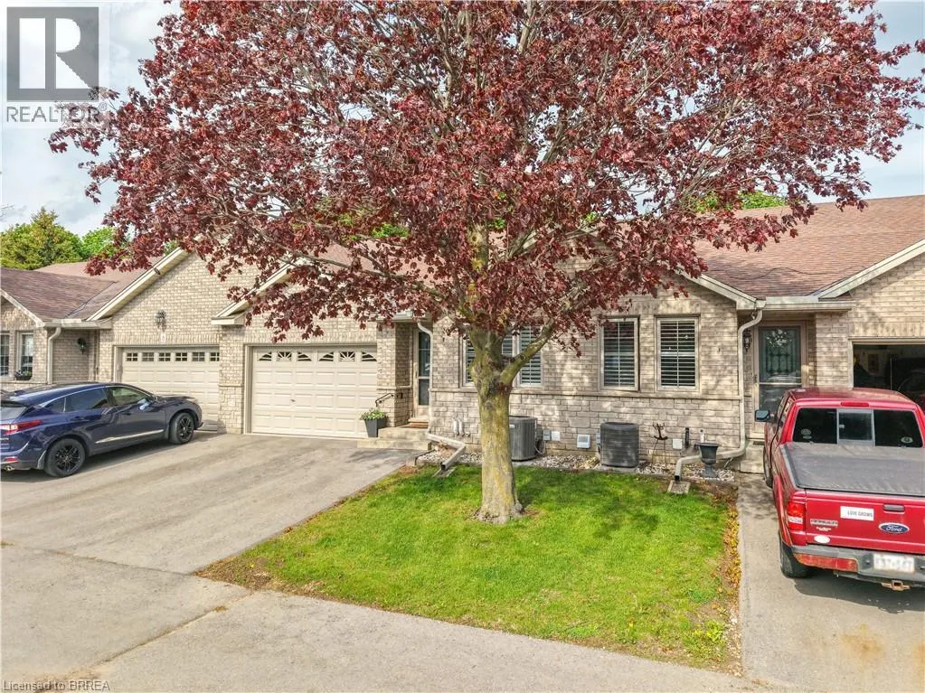 24 GRIFFITHS Drive Unit# 9 #9