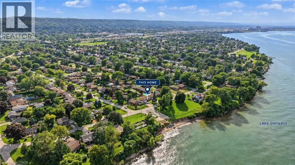 13 LAKESIDE Drive