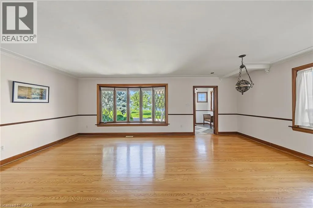 13 LAKESIDE Drive