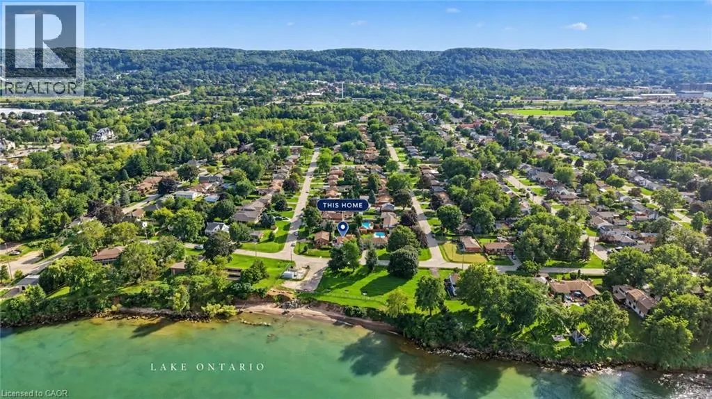 13 LAKESIDE Drive