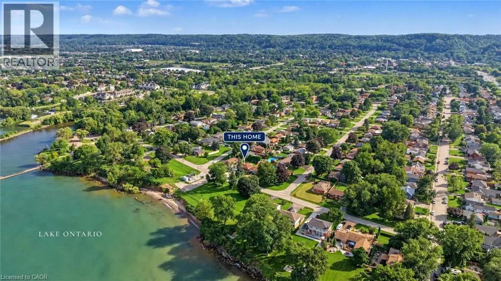 13 LAKESIDE Drive