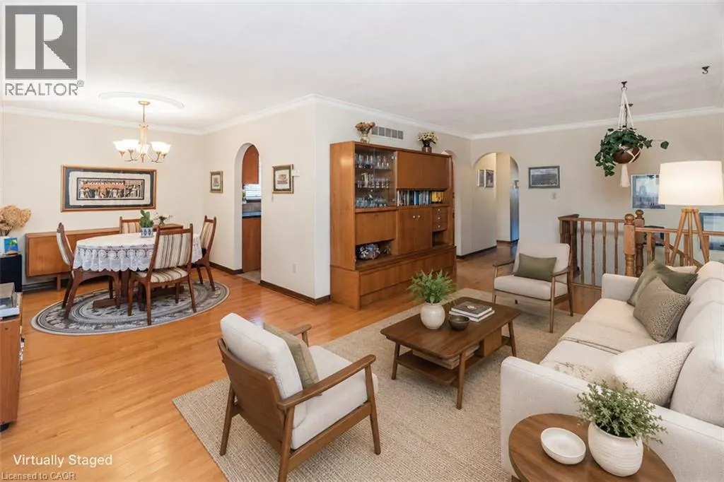 20 BIRCHLAWN Drive