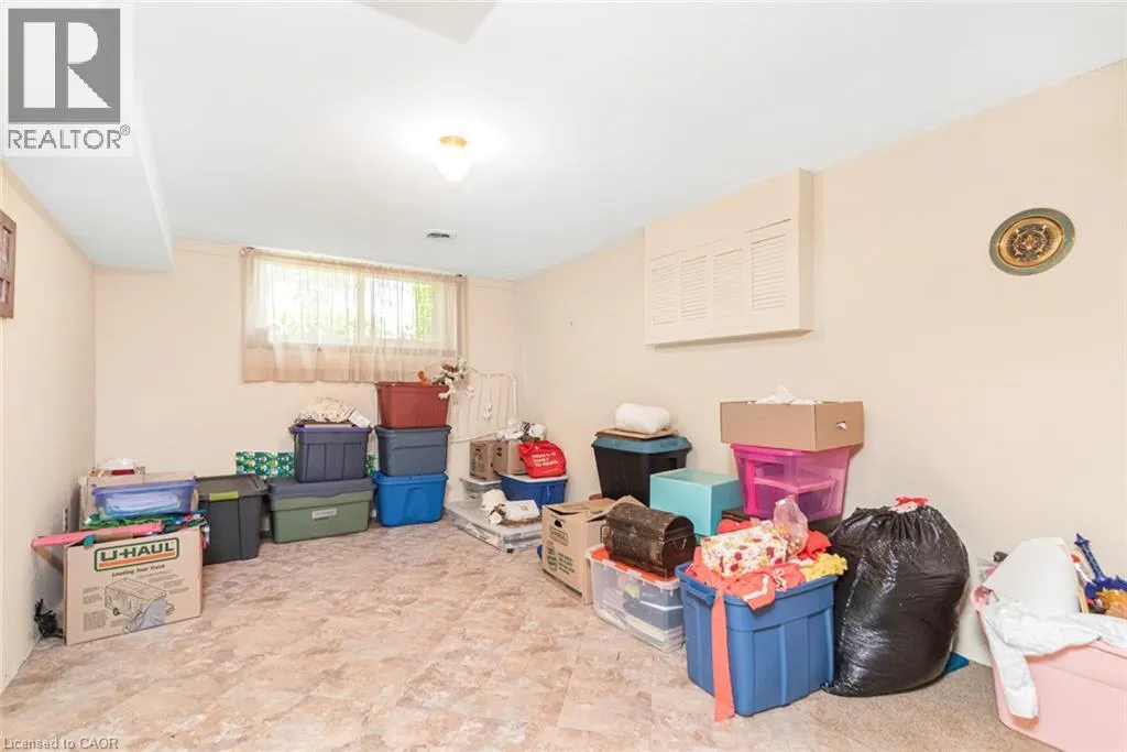 20 BIRCHLAWN Drive