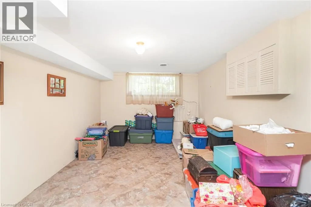 20 BIRCHLAWN Drive