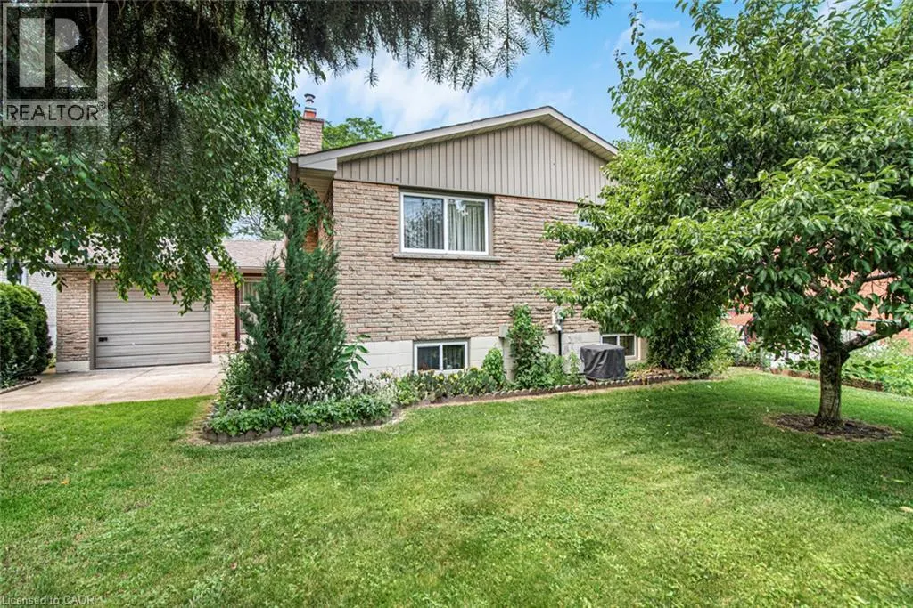 20 BIRCHLAWN Drive