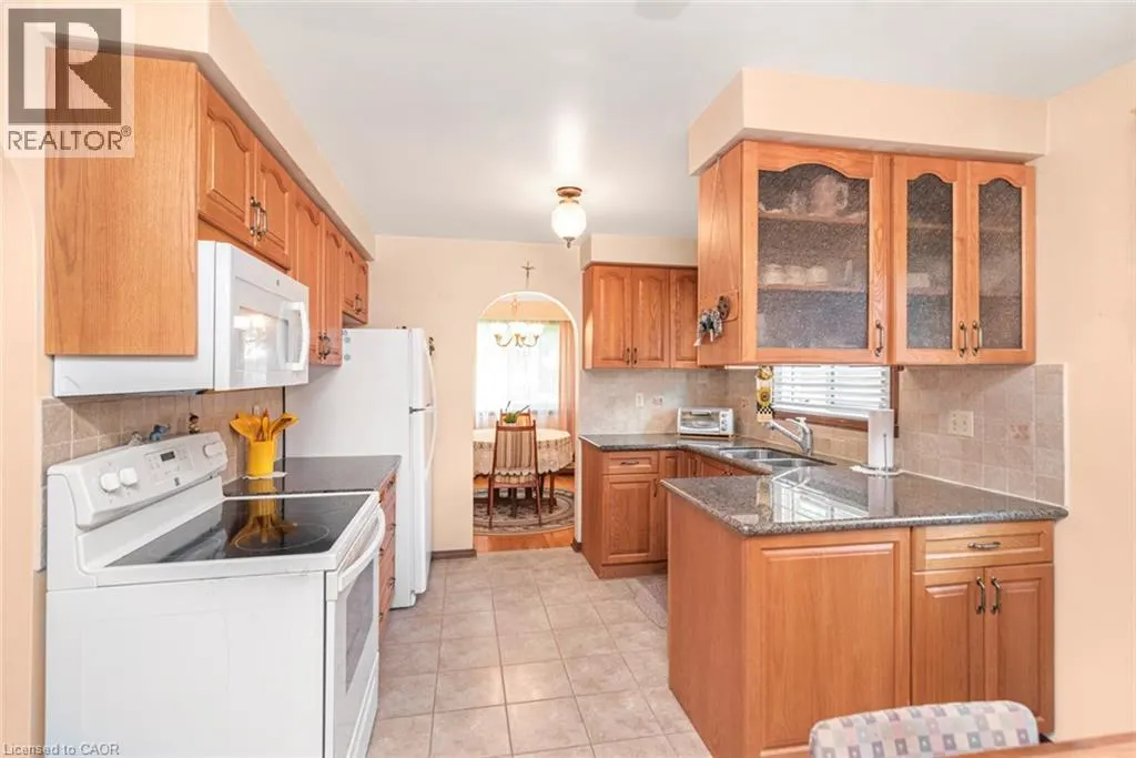 20 BIRCHLAWN Drive