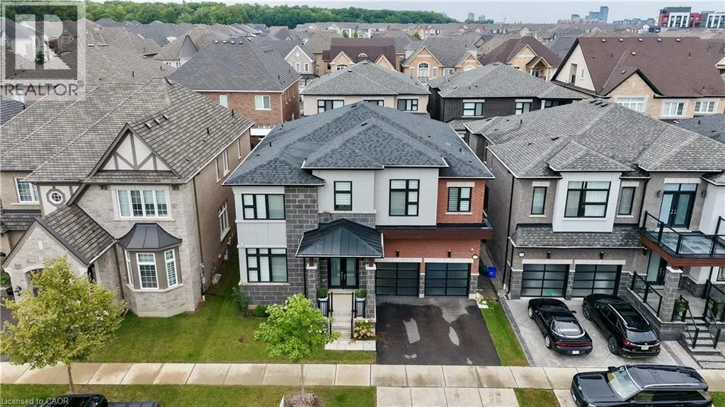 3313 SUNNINGDALE Gardens